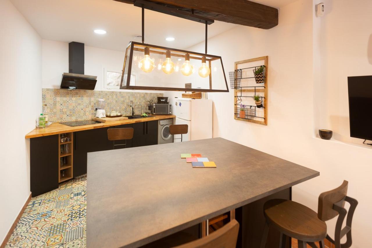 Puigventos Detached Villa For 6 People In Lloret De Mar With Comunal Outdoor Swimming Pool מראה חיצוני תמונה