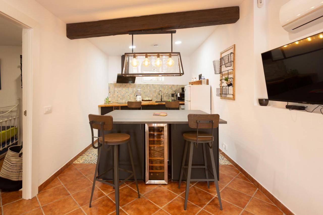Puigventos Detached Villa For 6 People In Lloret De Mar With Comunal Outdoor Swimming Pool מראה חיצוני תמונה