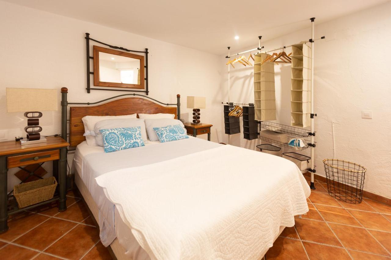 Puigventos Detached Villa For 6 People In Lloret De Mar With Comunal Outdoor Swimming Pool מראה חיצוני תמונה