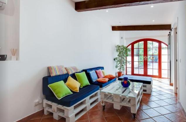 Puigventos Detached Villa For 6 People In Lloret De Mar With Comunal Outdoor Swimming Pool מראה חיצוני תמונה