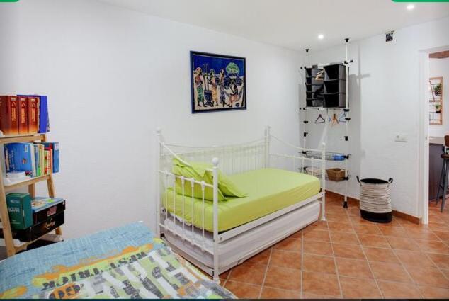 Puigventos Detached Villa For 6 People In Lloret De Mar With Comunal Outdoor Swimming Pool מראה חיצוני תמונה